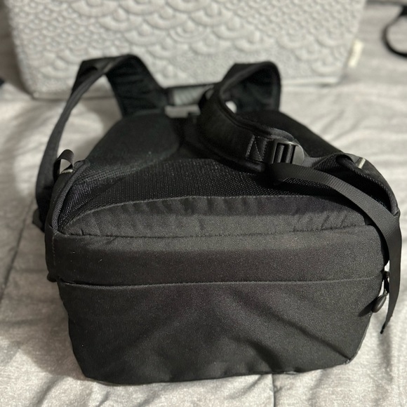 Lowepro Professional DSLR Camera Laptop Backpack Black Gray Compu Daypack - Picture 5 of 8